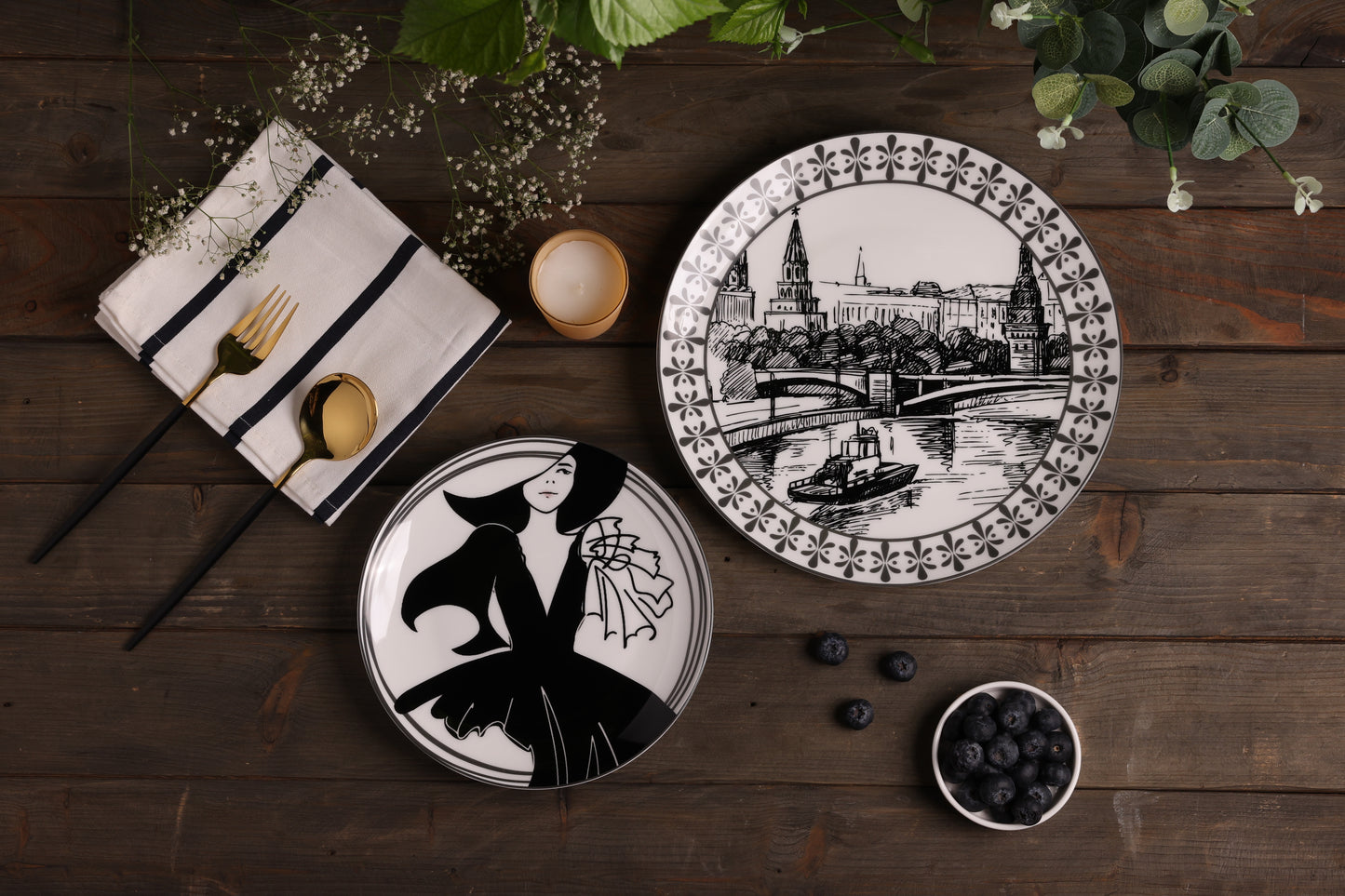 Heritage Moscow Dinner and dessert Plate Set