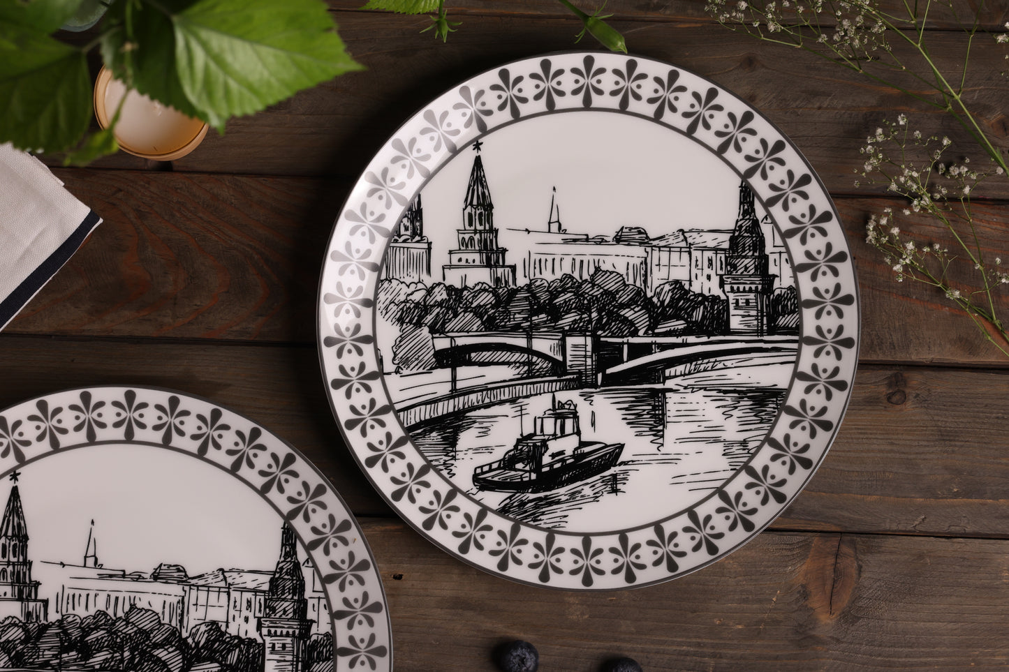 Heritage Moscow Dinner Plate