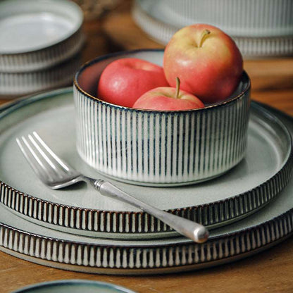 Retro dinnerware
