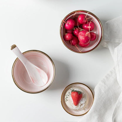 Pink marble dinnerset